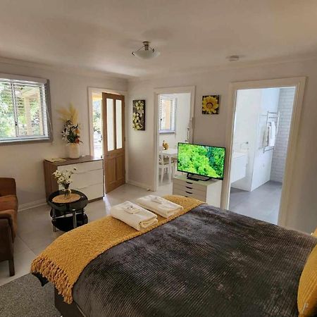 Riesling Trail & Clare Valley Cottages Екстериор снимка