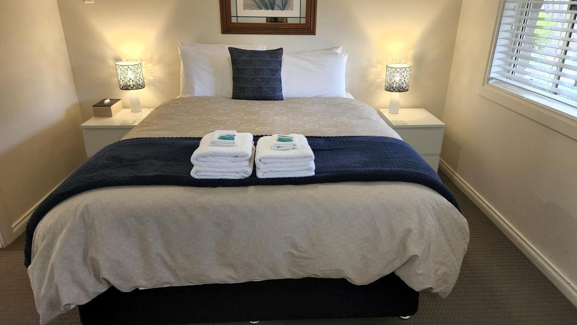 Riesling Trail & Clare Valley Cottages Стая снимка