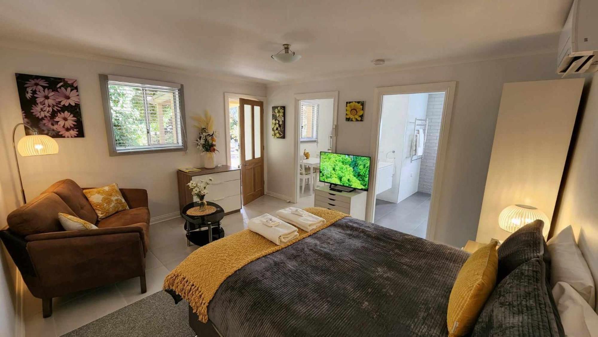 Riesling Trail & Clare Valley Cottages Екстериор снимка
