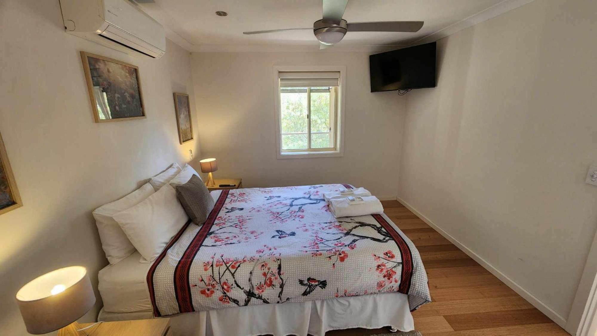 Riesling Trail & Clare Valley Cottages Стая снимка