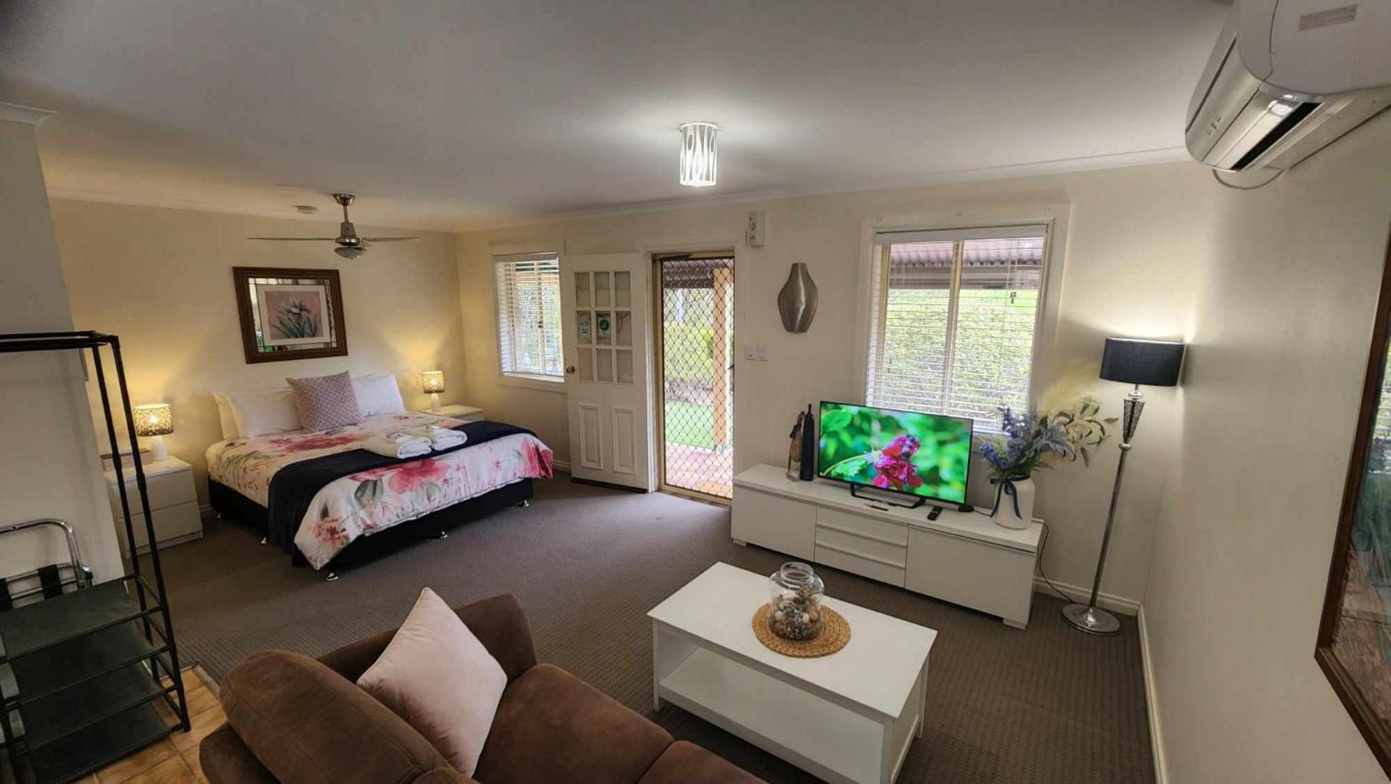 Riesling Trail & Clare Valley Cottages Екстериор снимка